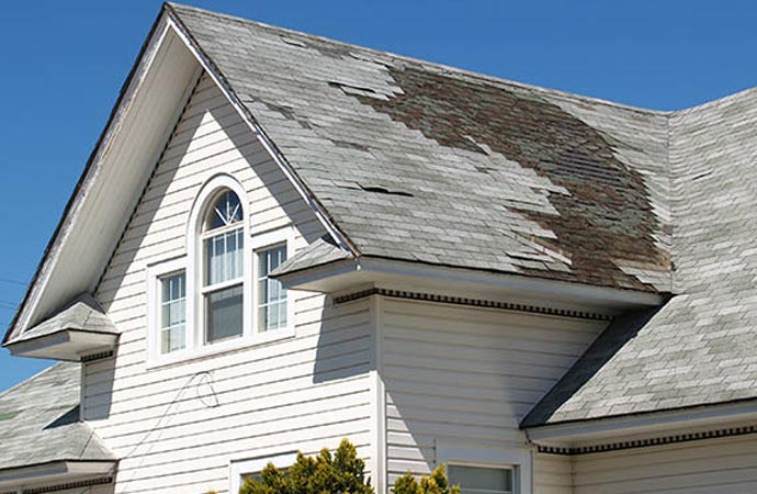 Signs of damaged roof