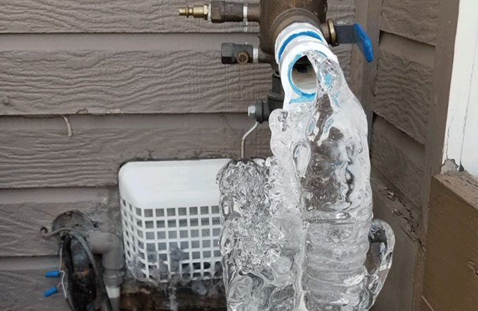 3 Ways to Avoid Frozen Pipes