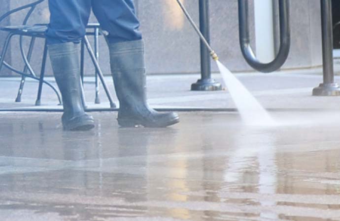 storefront pressure washing